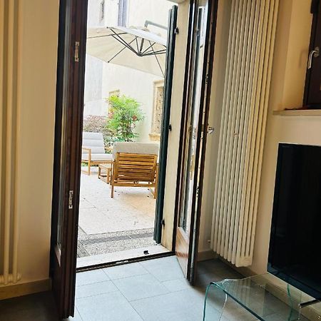 Vittoria Verona Bagian luar foto